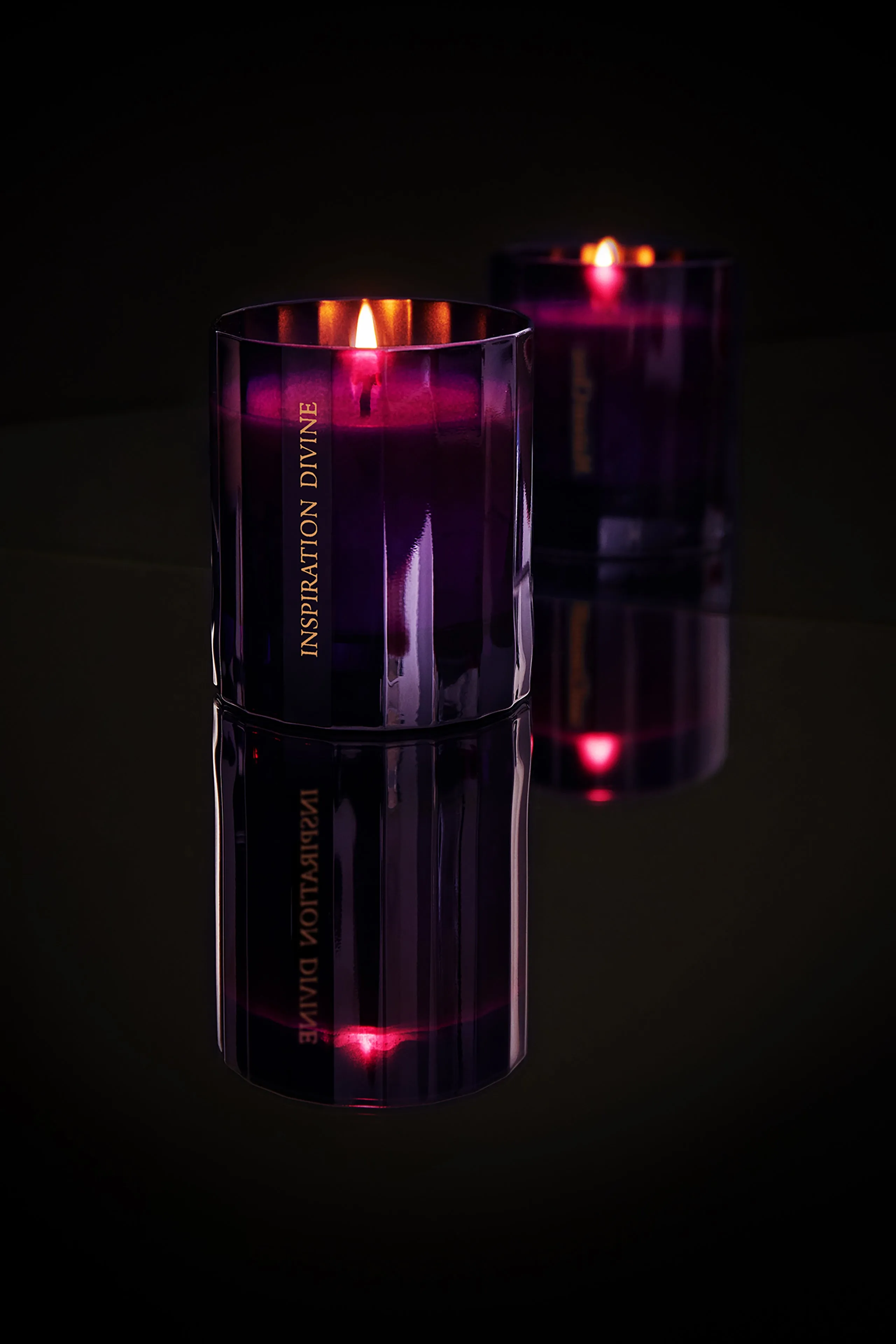 Candle Inspiration Divine - Notes of precious wood Maison Close