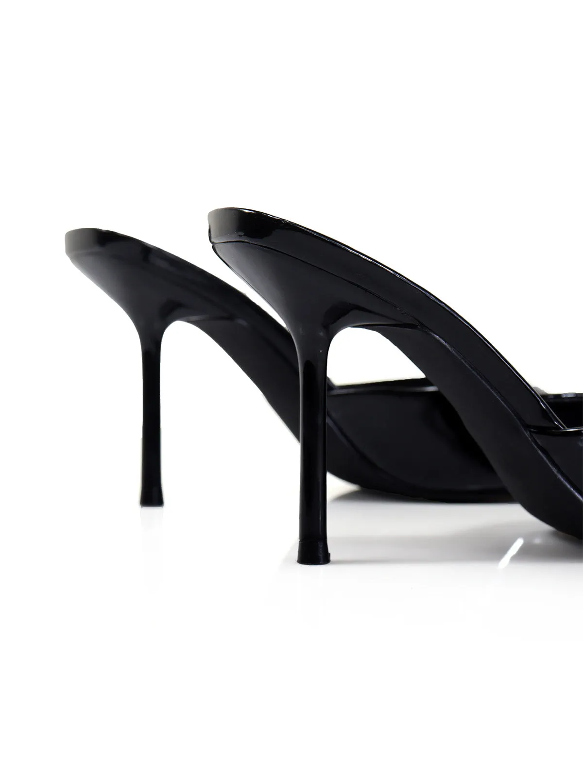Shanya Mule
